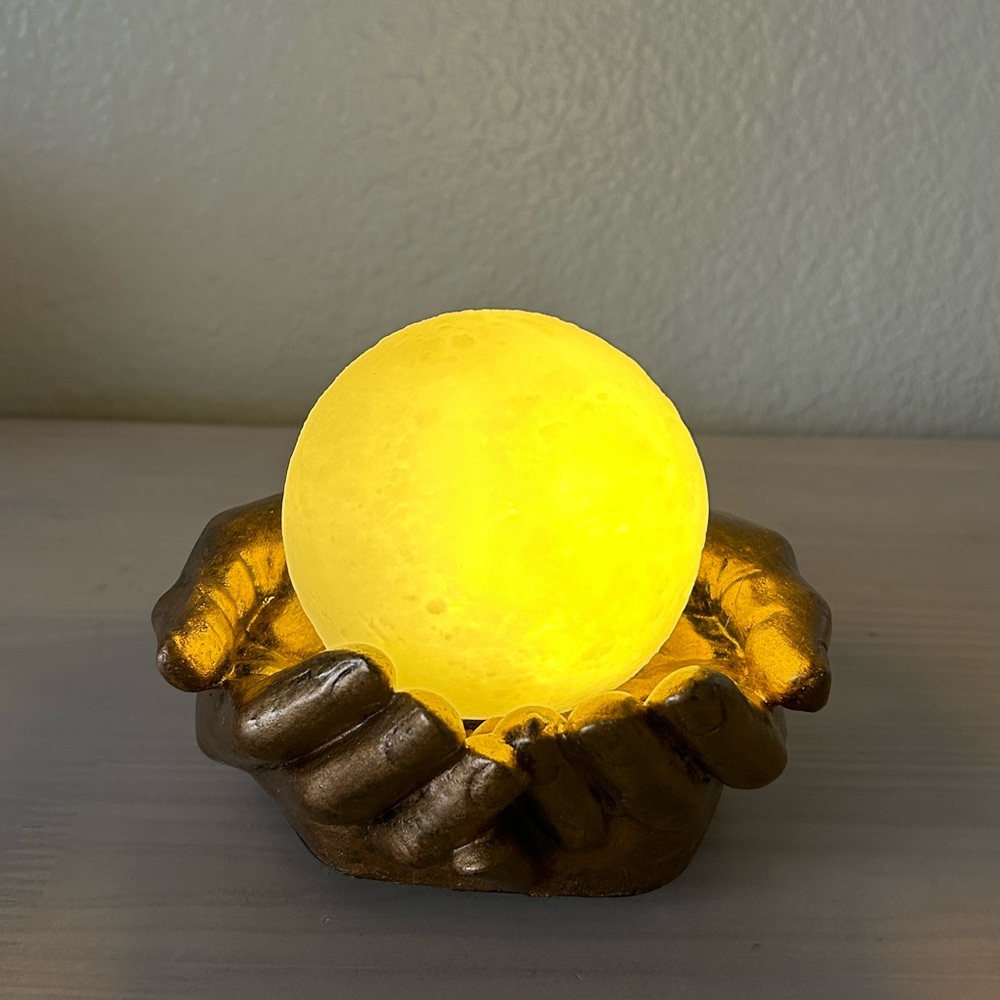 Handmade Concrete Two Hands Holder With Moon Light